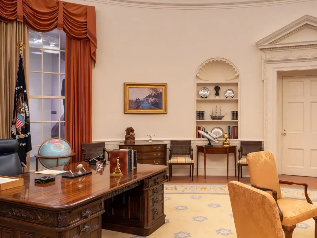 What Is the Oval Office?